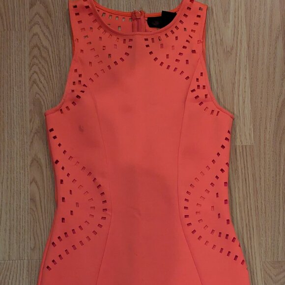 Flattering Coral Dress - Picture 2 of 7